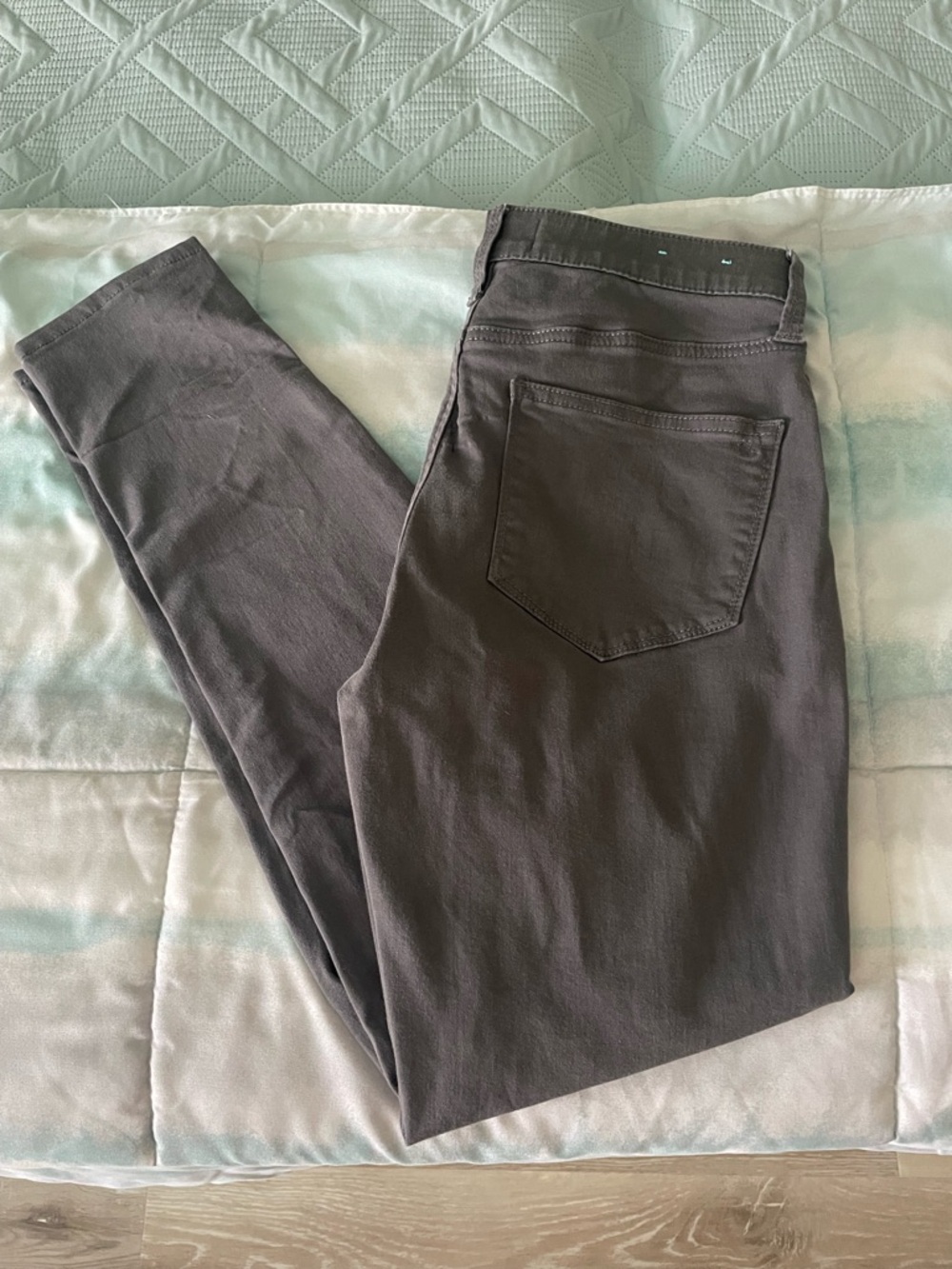 LuLaRoe Women's Skinny Jeans in Charcoal Gray